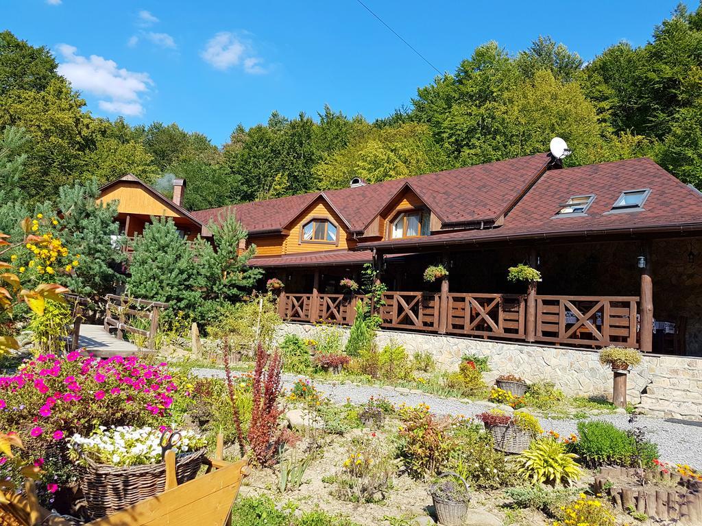 Hotel Zelena Sadyba Turichki Exterior foto