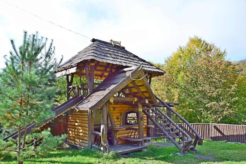 Hotel Zelena Sadyba Turichki Exterior foto